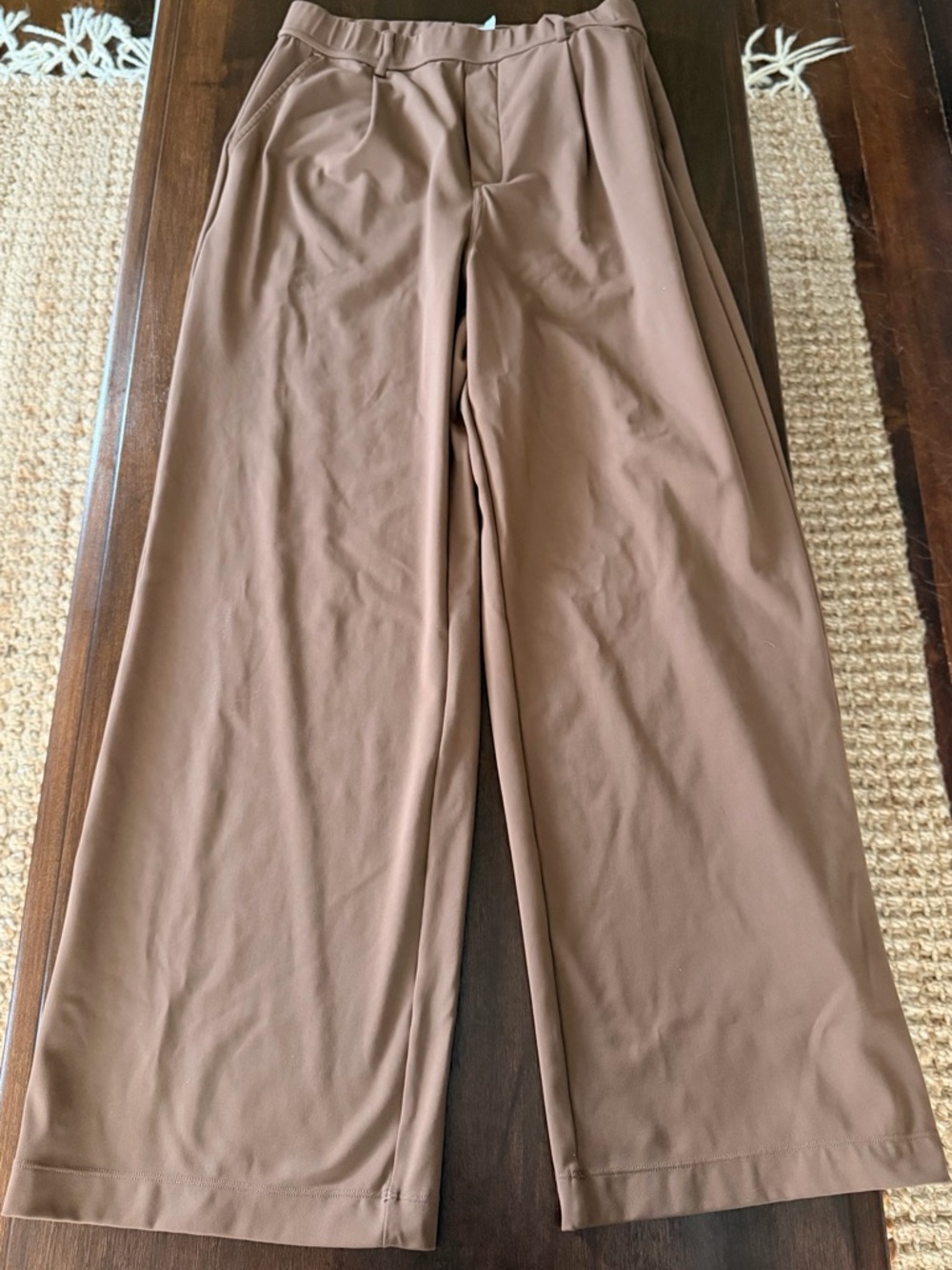 HALARA Wide-Leg Pull-On Pants in Brown